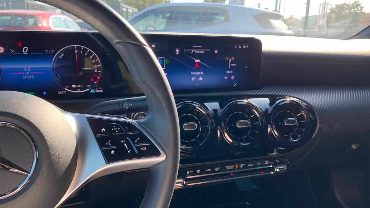 mercedes-benz-classe-a-a-250-e-2023-gasolina-1332cc