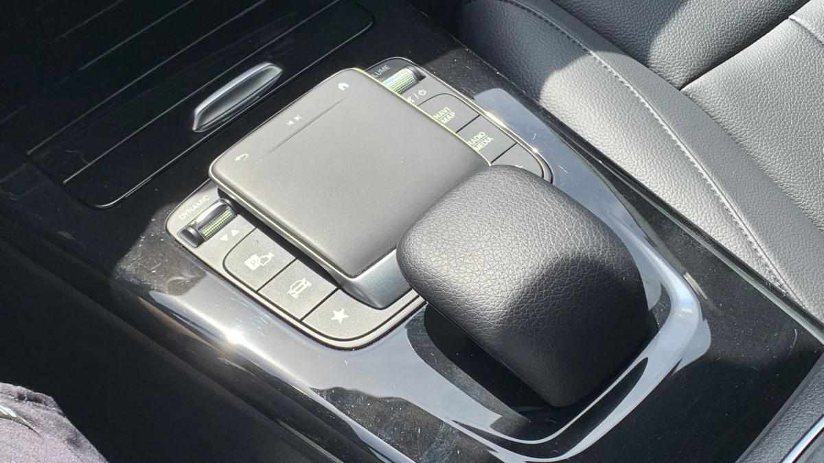 mercedes-benz-classe-a-a-250-e-2021-gasolina-1332cc