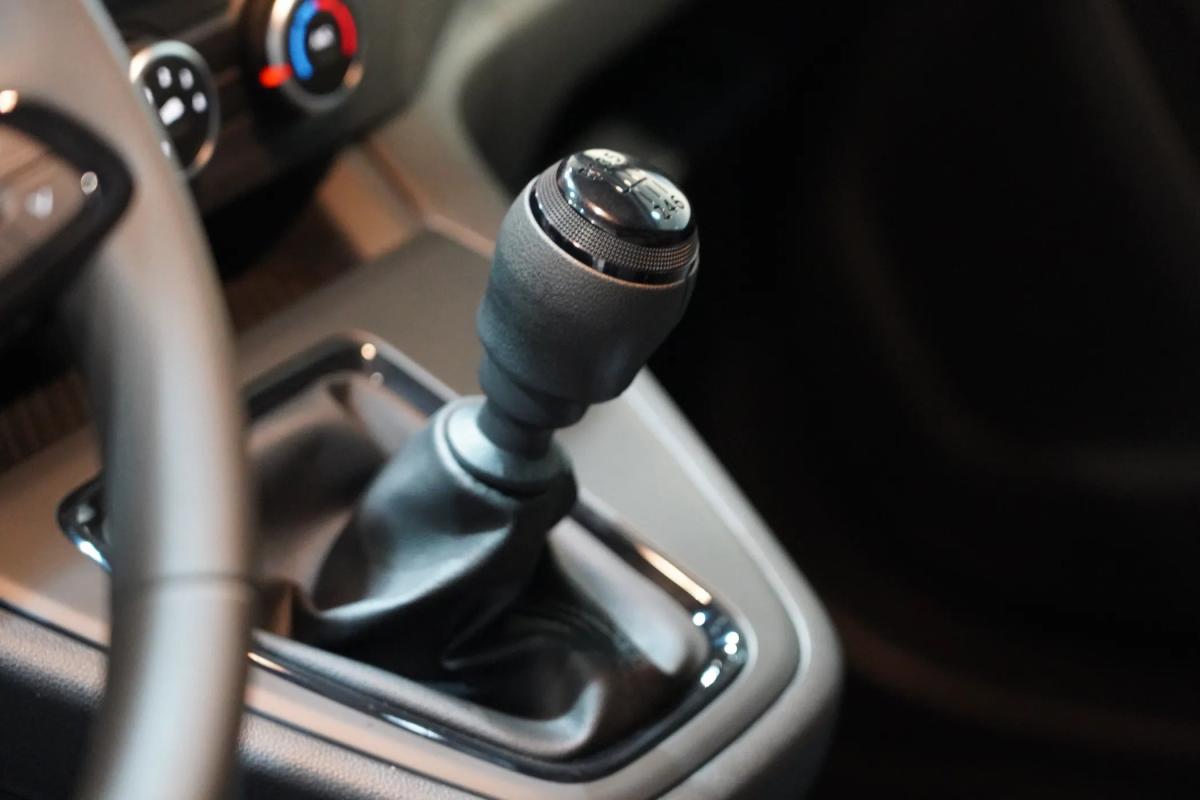 renault-kangoo-2025-diesel-1461cc