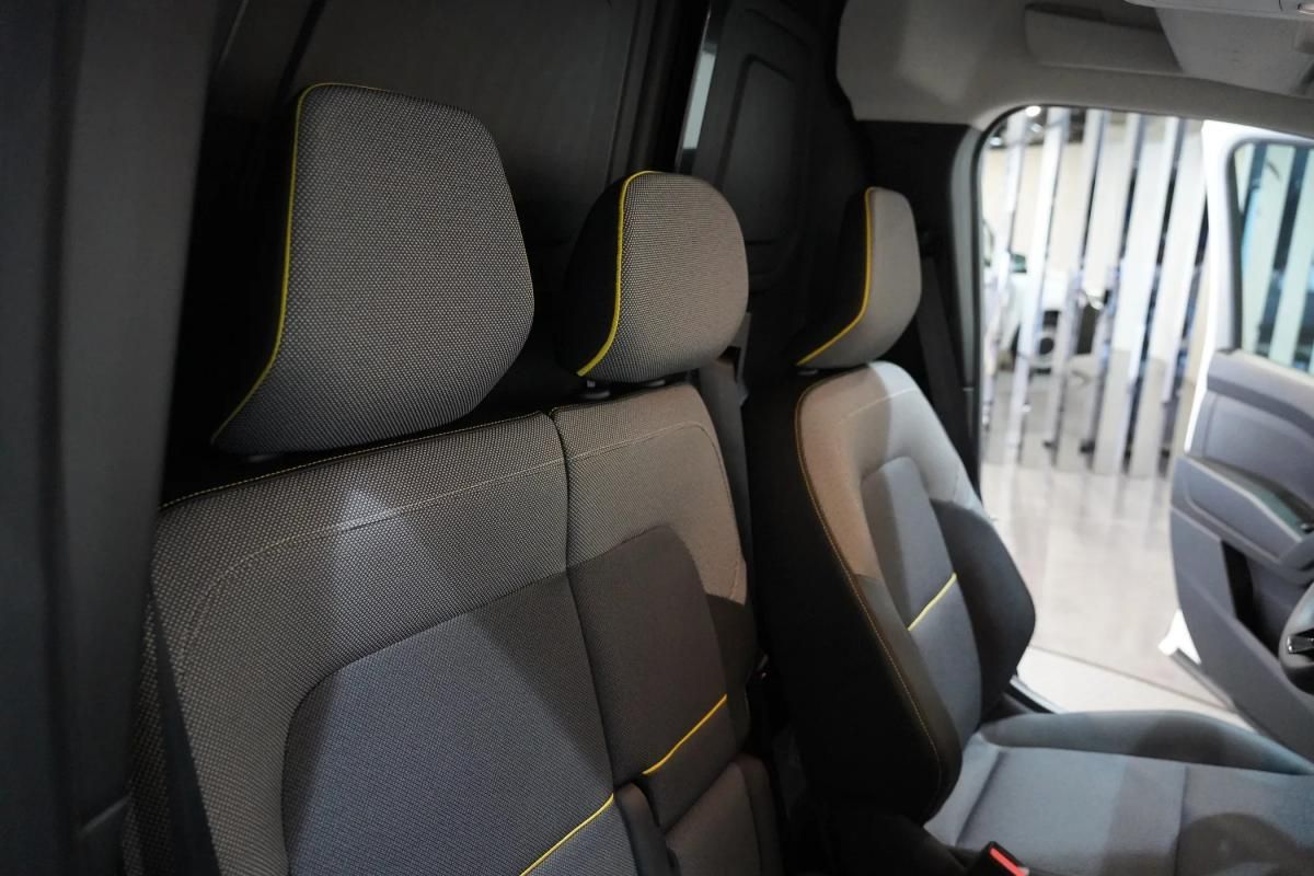 renault-kangoo-2025-diesel-1461cc