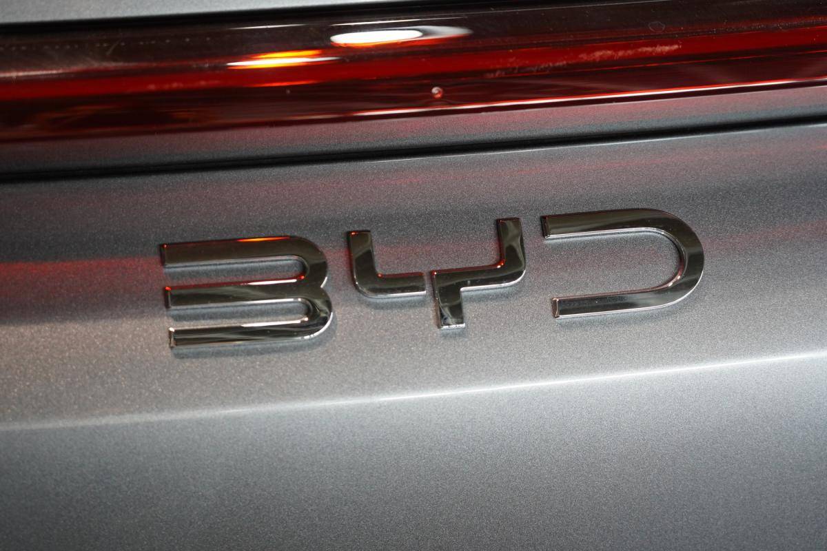 byd-atto-2-2026-hibrido-a-gasolina-1498cc