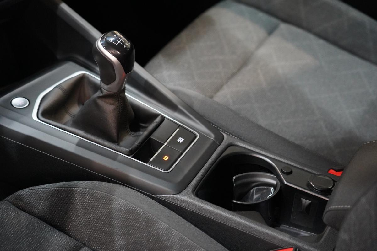 volkswagen-golf-2022-gasolina-999cc