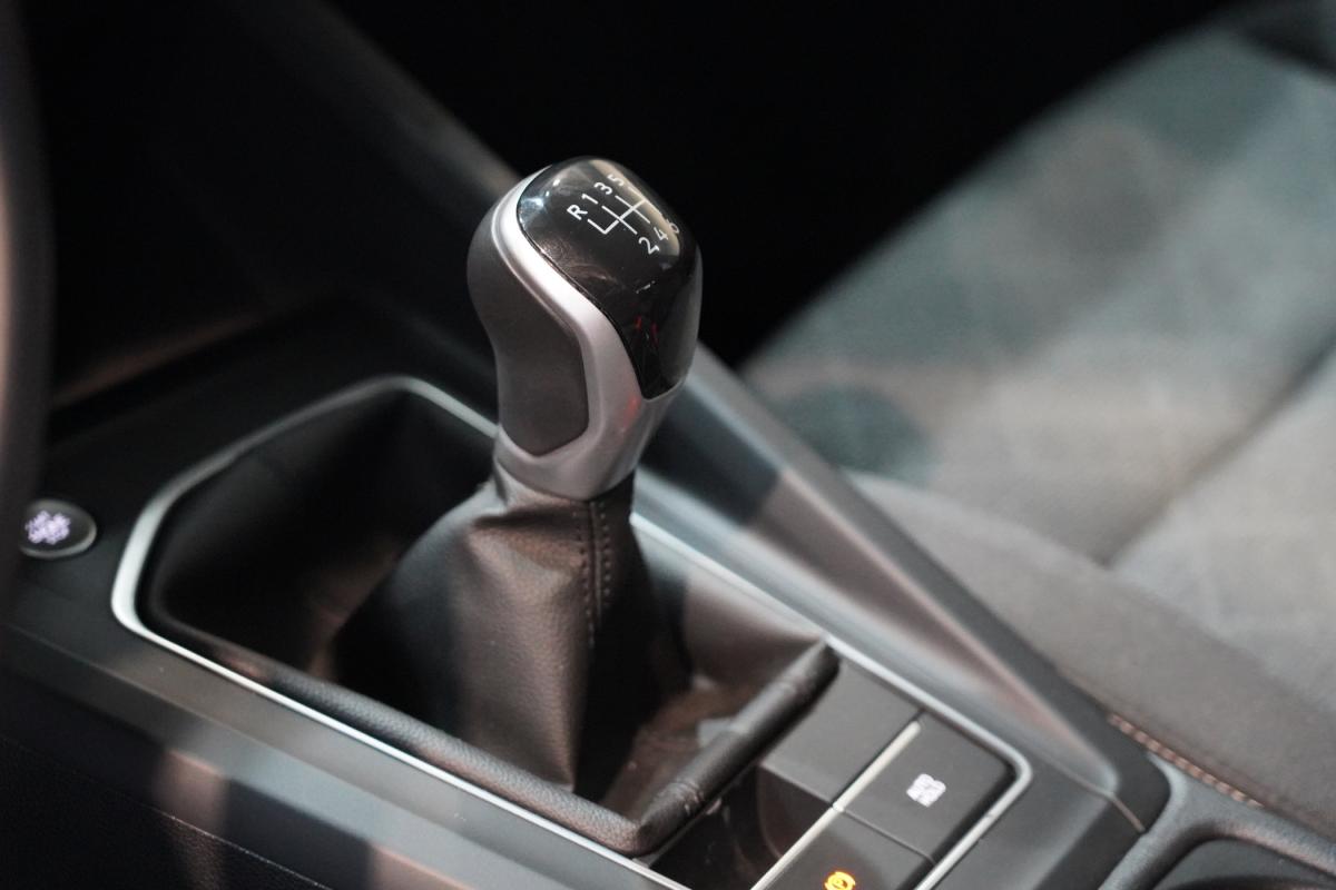 volkswagen-golf-2022-gasolina-999cc