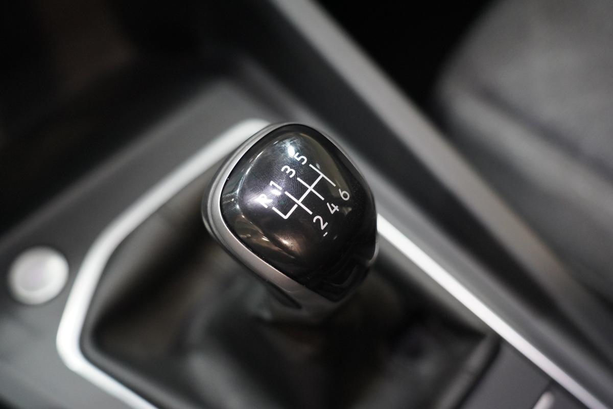 volkswagen-golf-2022-gasolina-999cc