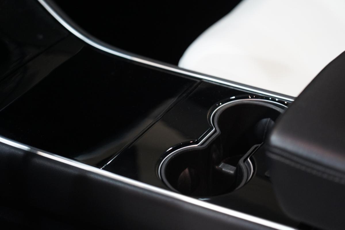 tesla-model-3-2019-eletrico-500cc
