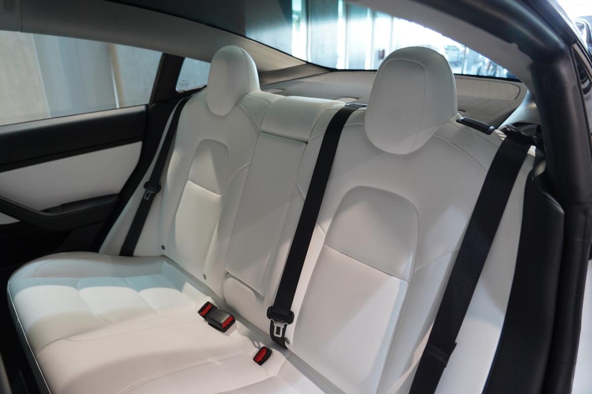 tesla-model-3-2019-eletrico-500cc
