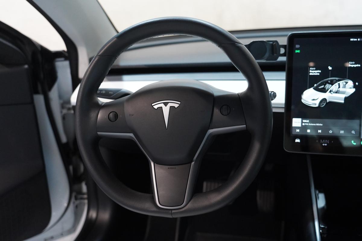 tesla-model-3-2019-eletrico-500cc