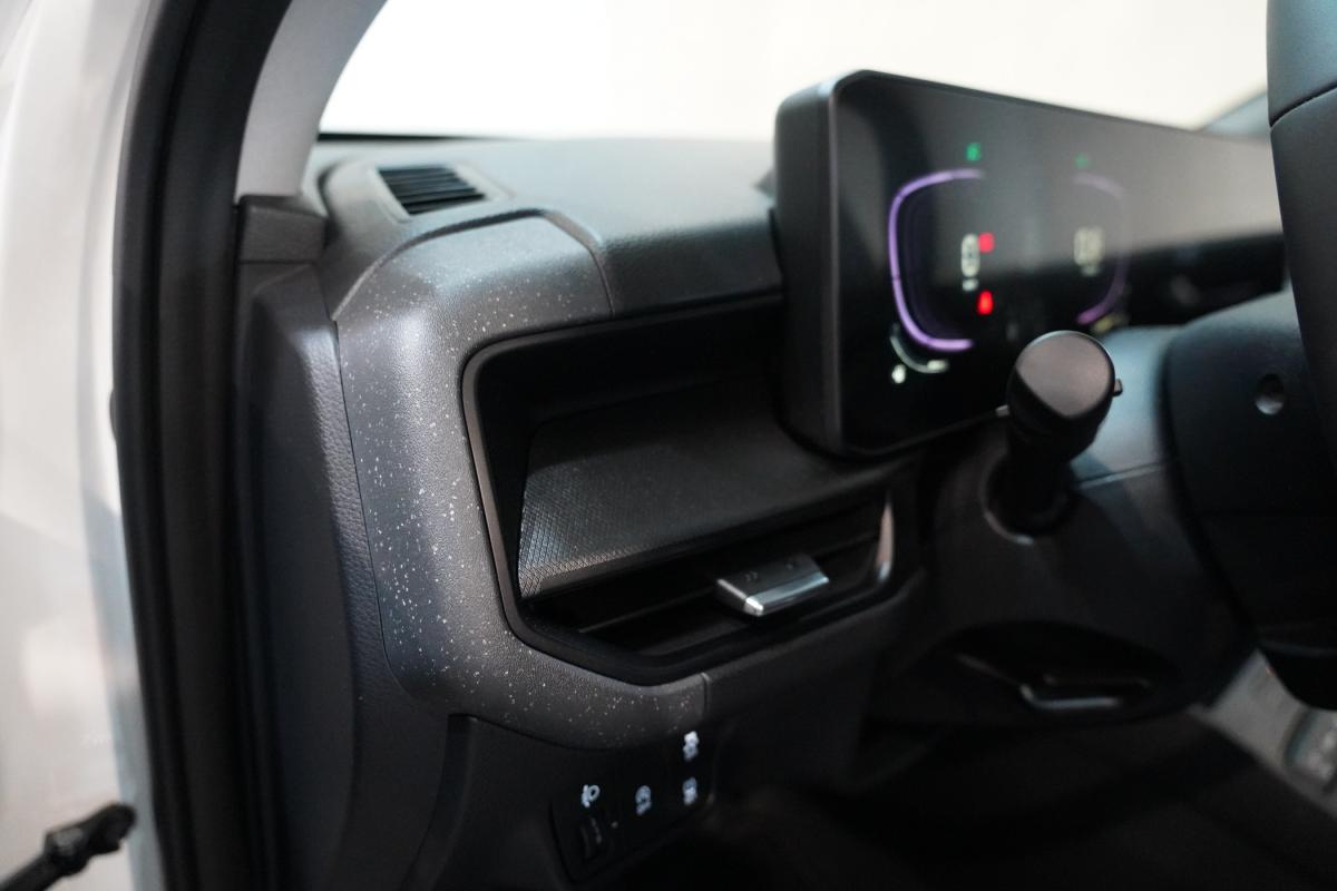 kia-stonic-2026-gasolina-998cc