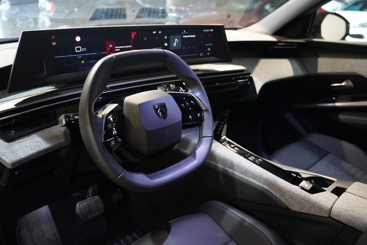 peugeot-3008-2025-hibrido-a-gasolina-1199cc
