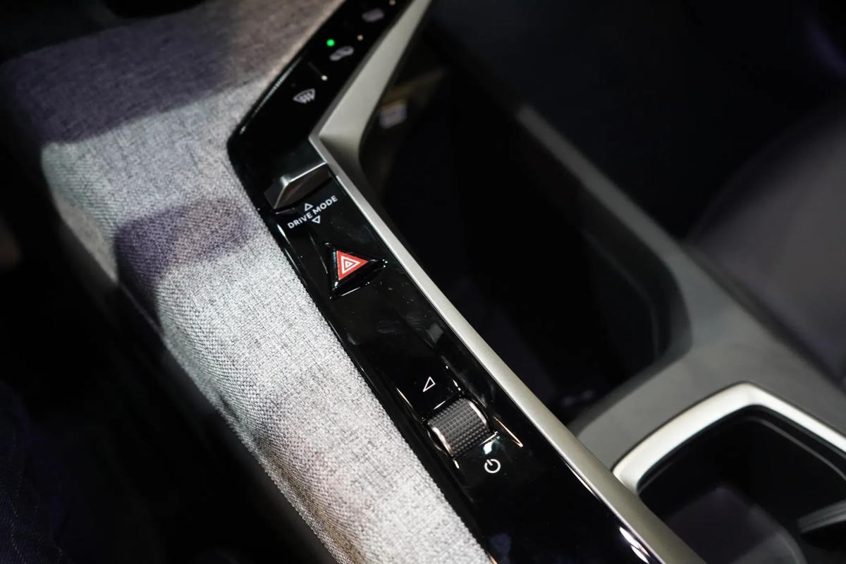 peugeot-3008-2025-hibrido-a-gasolina-1199cc