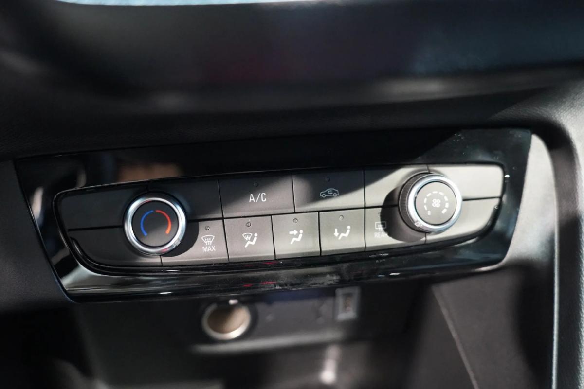 opel-corsa-2026-gasolina-1199cc