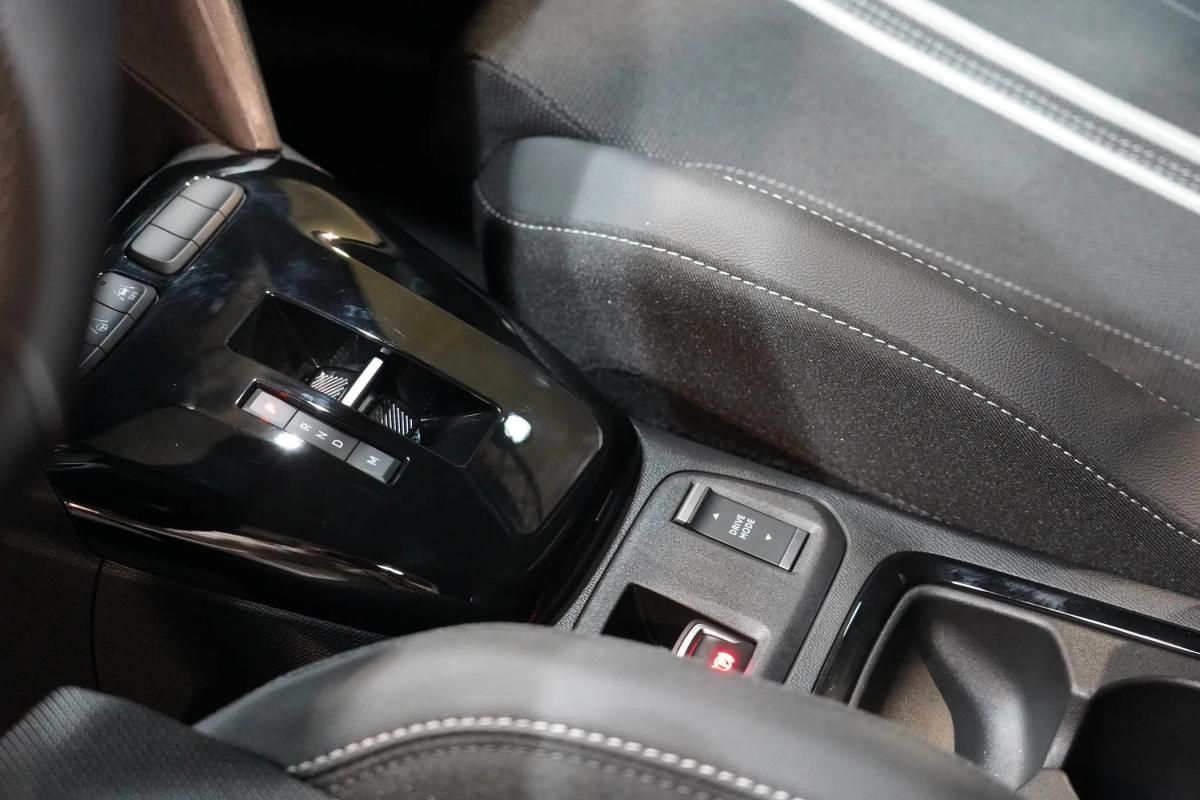 opel-corsa-2026-gasolina-1199cc