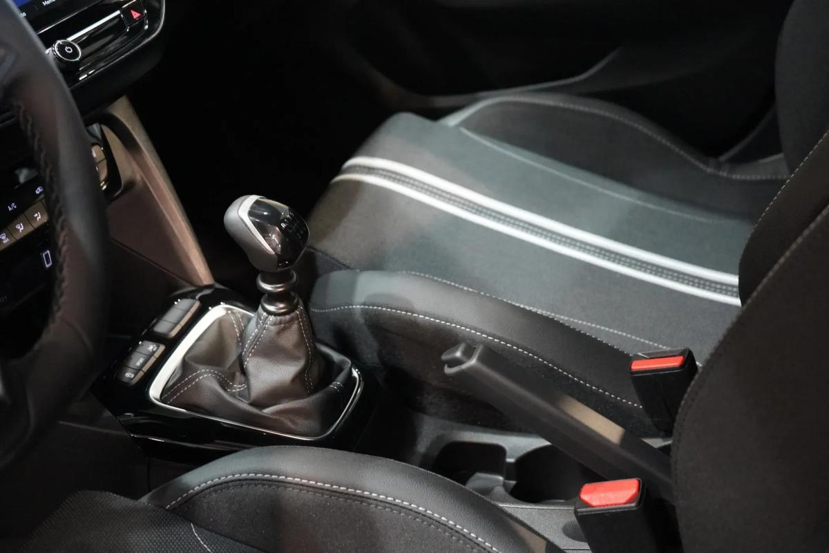 opel-corsa-2026-gasolina-1199cc