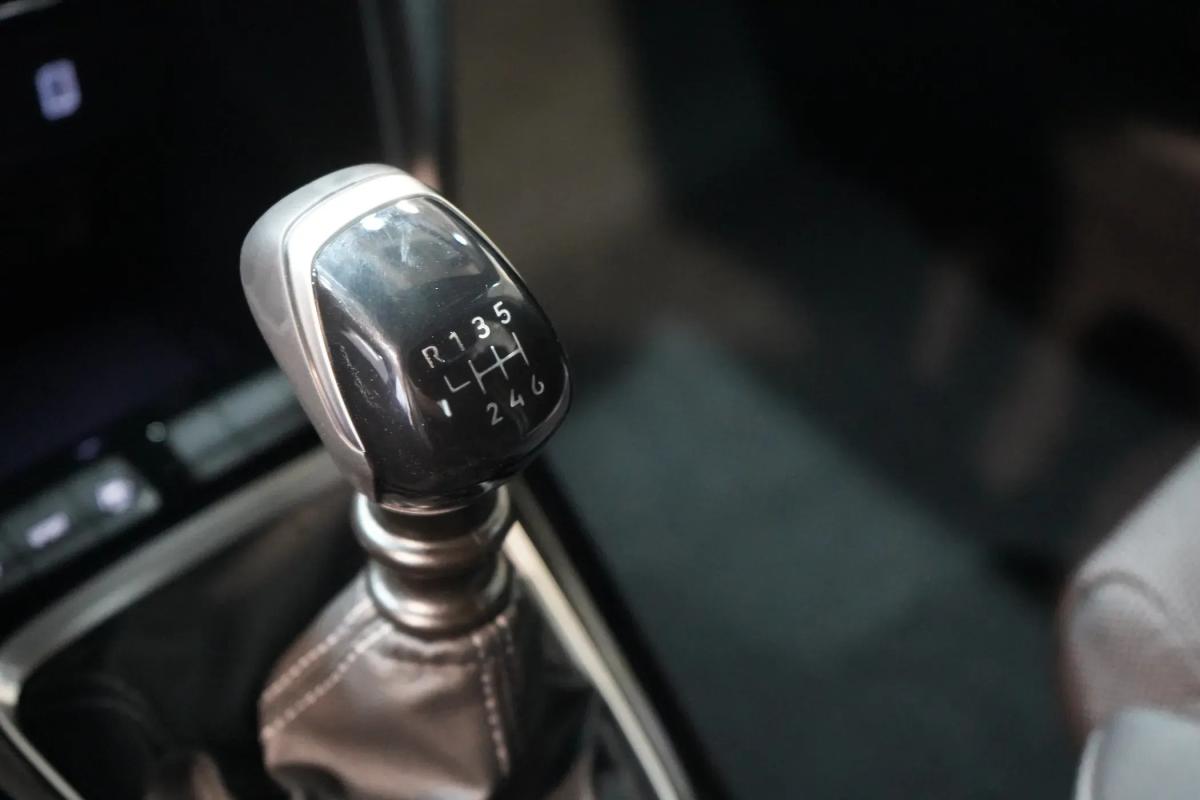 opel-corsa-2026-gasolina-1199cc