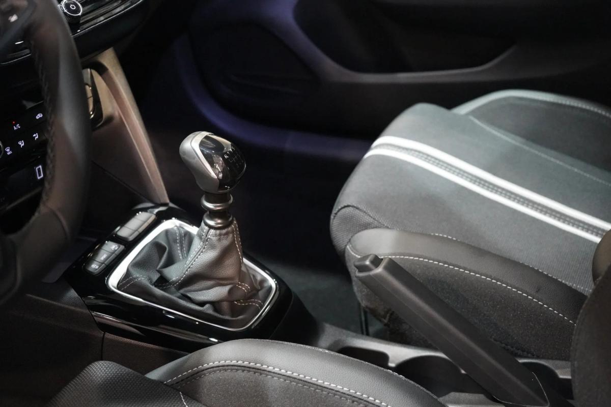 opel-corsa-2026-gasolina-1199cc