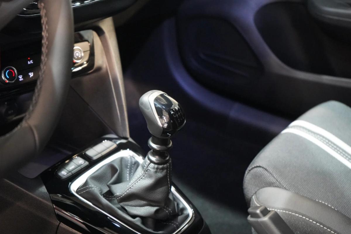 opel-corsa-2026-gasolina-1199cc