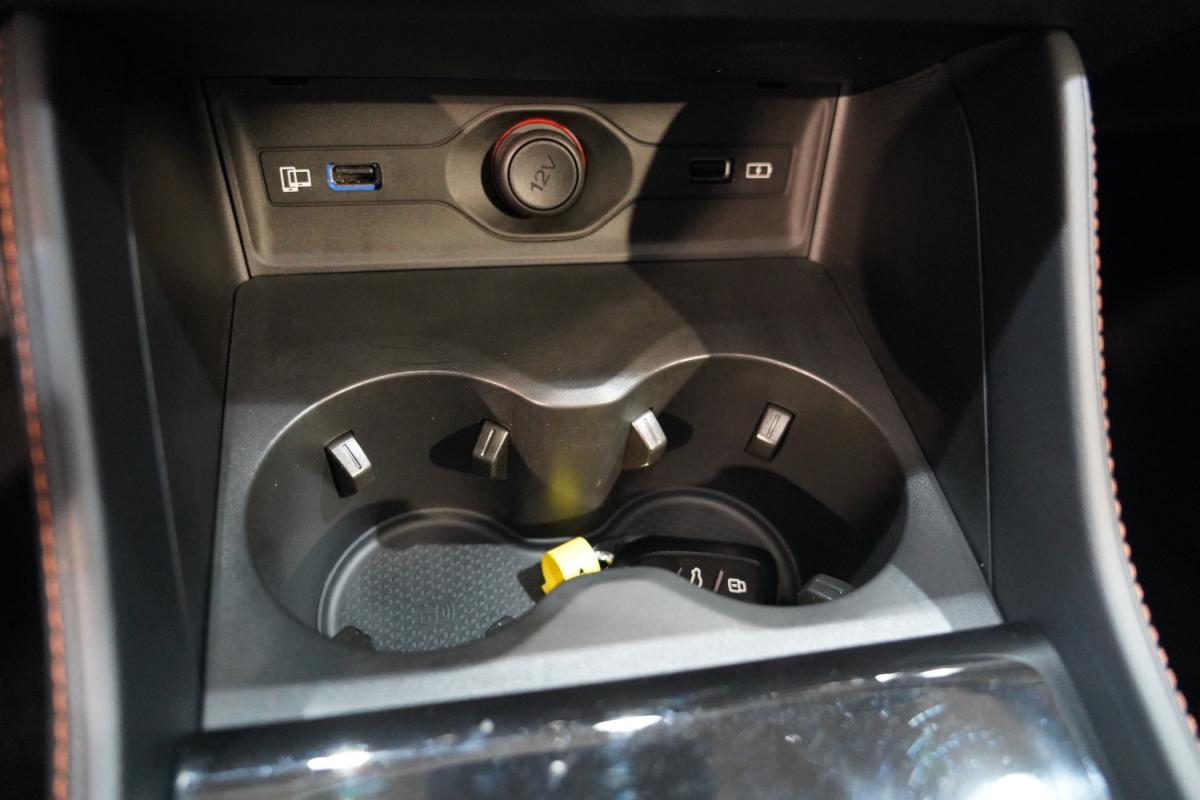 mg-hs-2025-hibrido-a-gasolina-1496cc