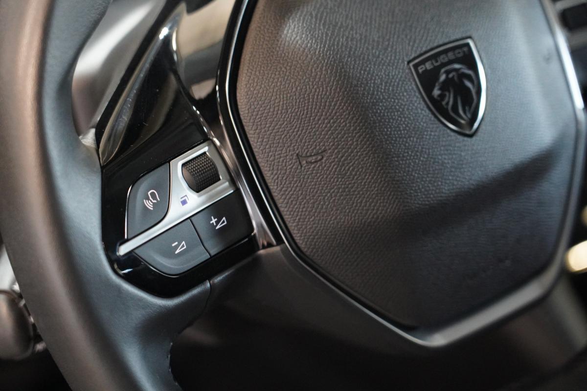 peugeot-208-2025-gasolina-1199cc