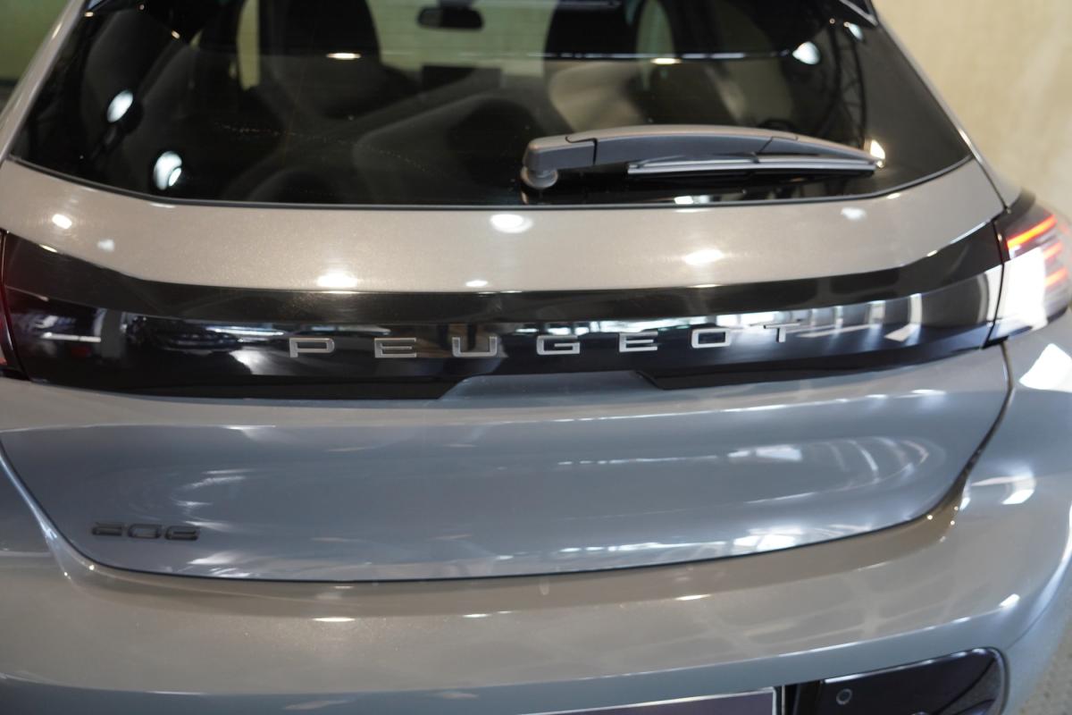 peugeot-208-2025-gasolina-1199cc