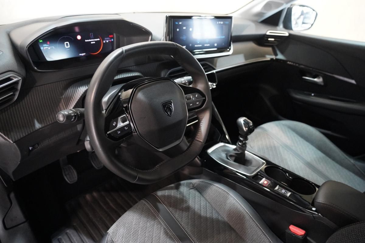 peugeot-208-2025-gasolina-1199cc
