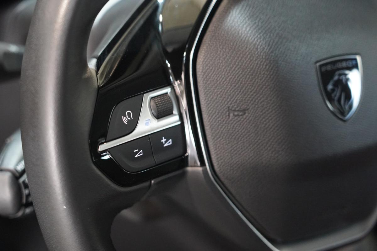 peugeot-208-2025-gasolina-1199cc