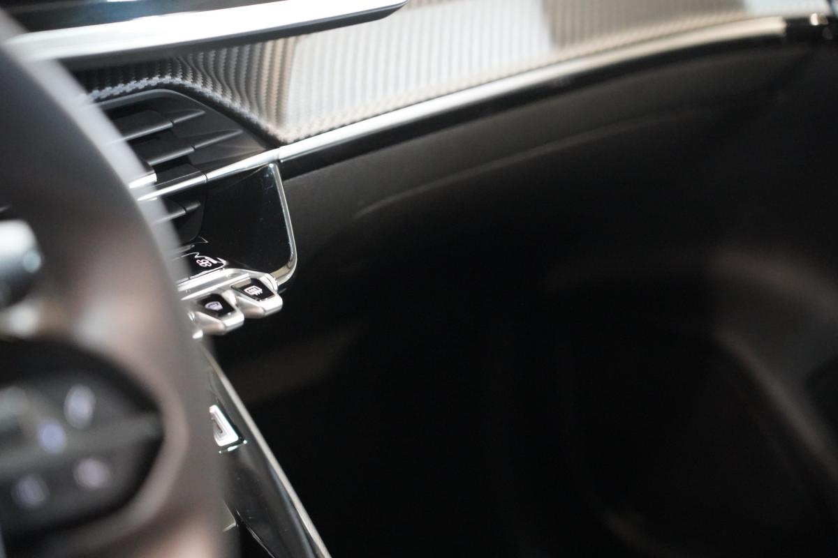 peugeot-208-2025-gasolina-1199cc