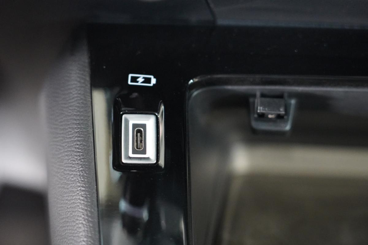 peugeot-208-2025-gasolina-1199cc