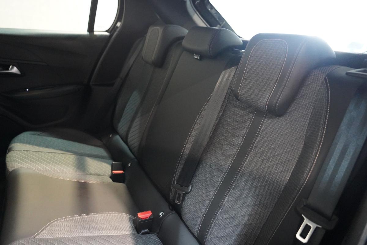 peugeot-208-2025-gasolina-1199cc