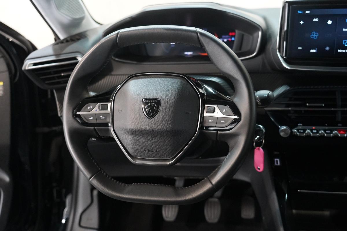 peugeot-208-2025-gasolina-1199cc