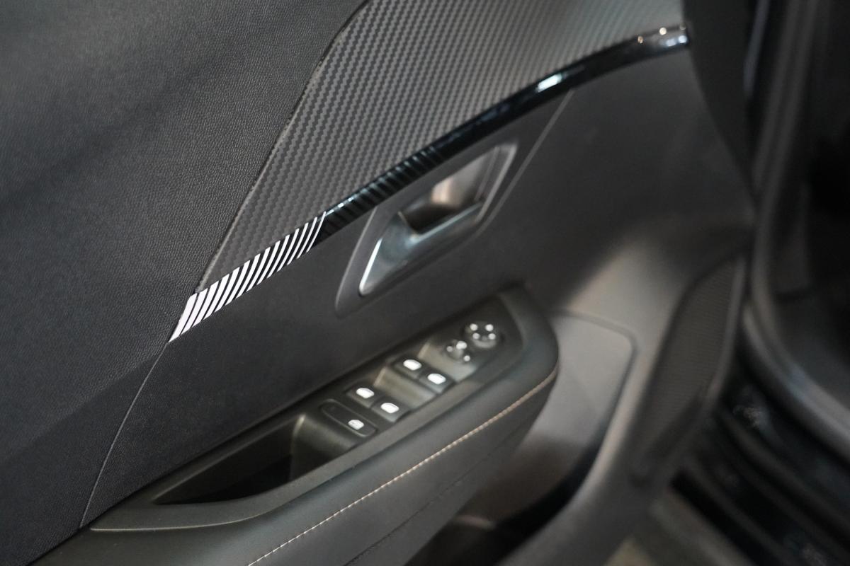 peugeot-208-2025-gasolina-1199cc