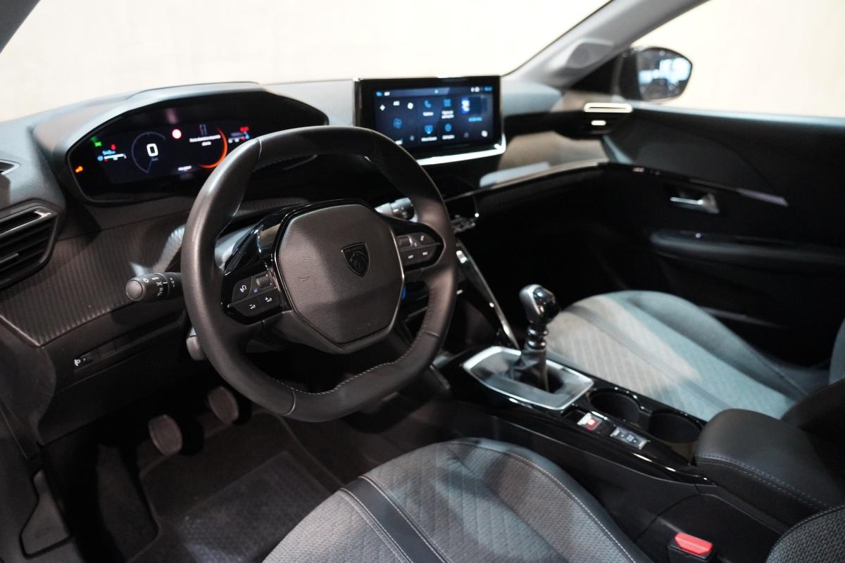 peugeot-208-2025-gasolina-1199cc