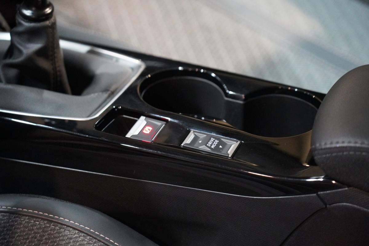 peugeot-208-2025-gasolina-1199cc