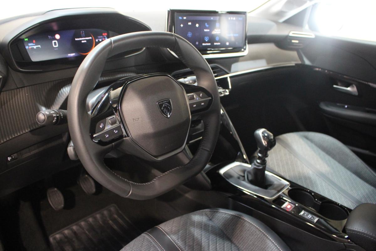 peugeot-208-2025-gasolina-1199cc