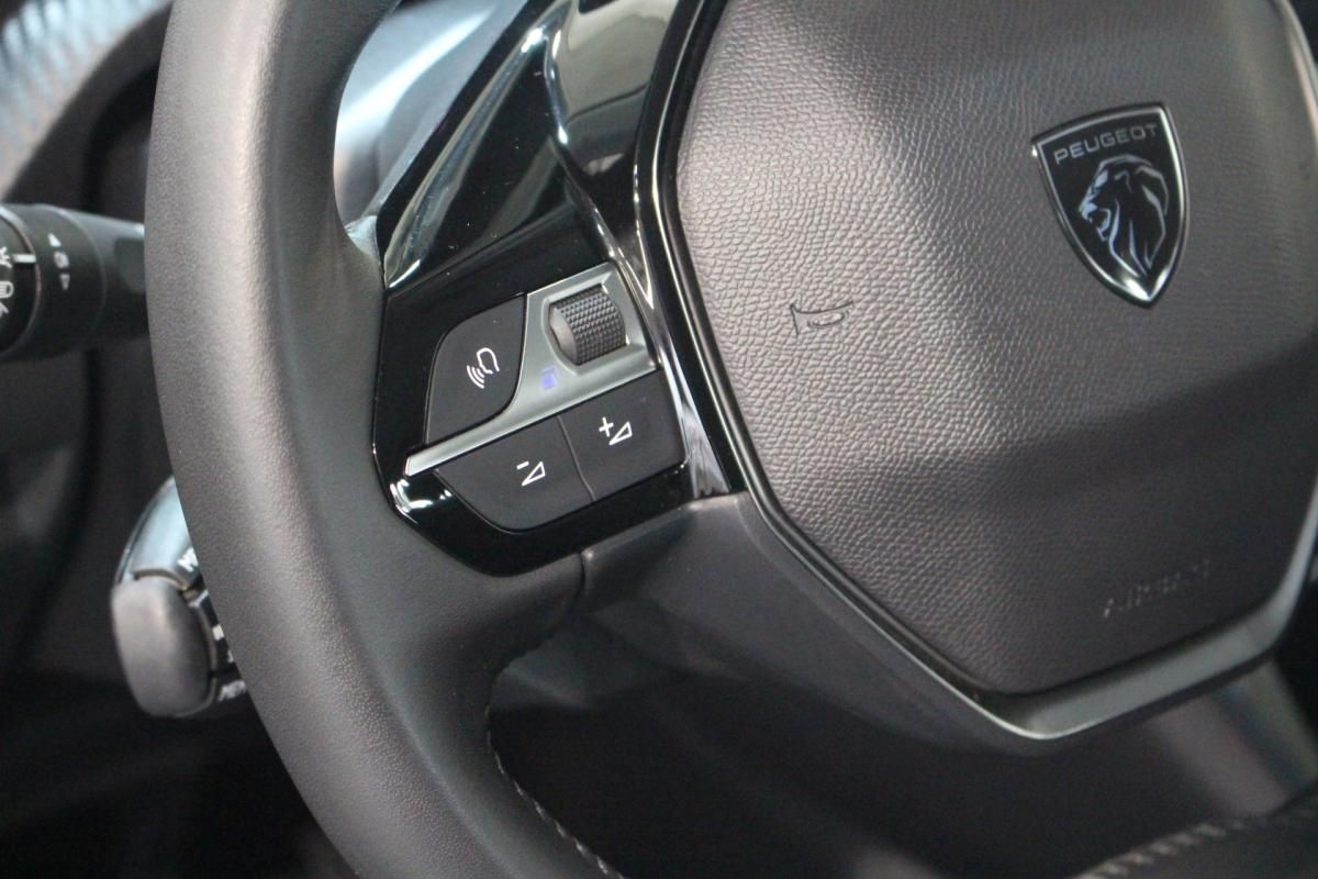 peugeot-208-2025-gasolina-1199cc