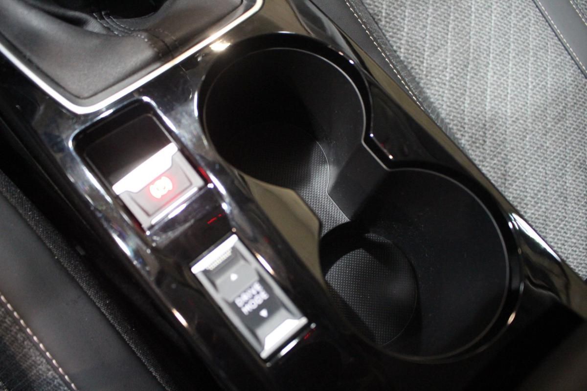 peugeot-208-2025-gasolina-1199cc