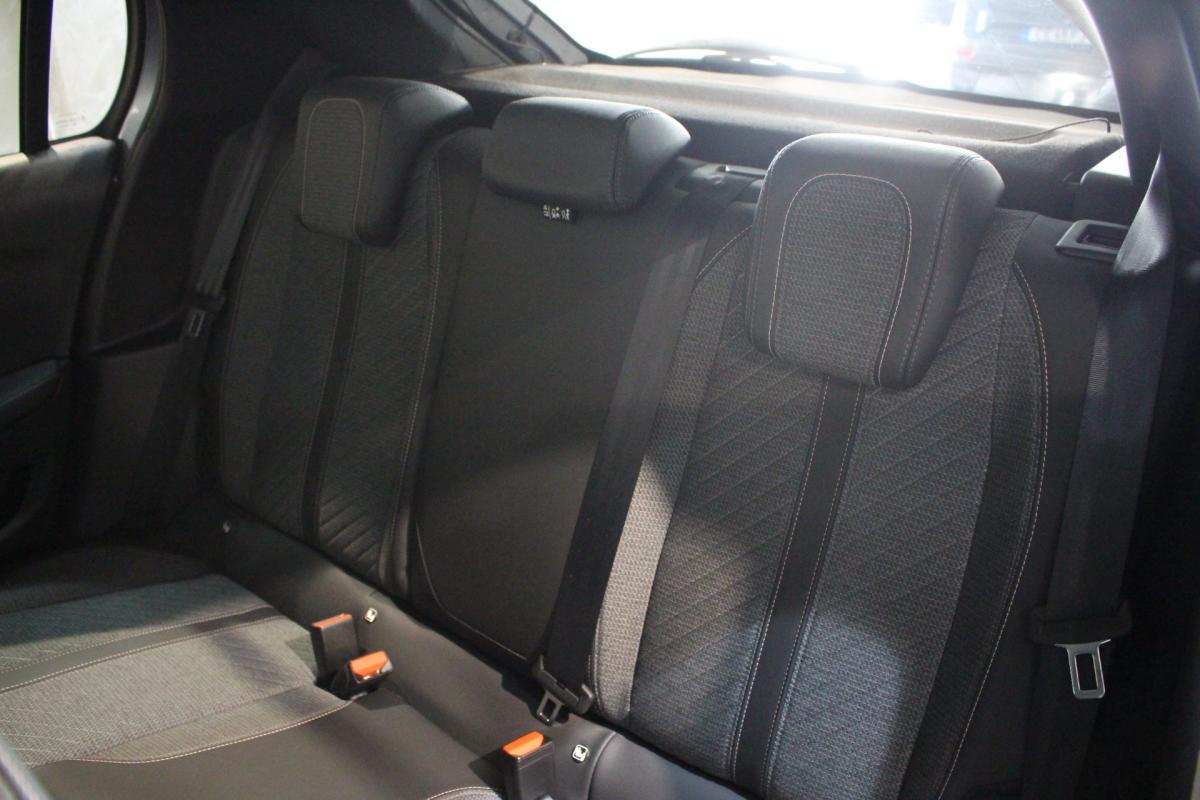 peugeot-208-2025-gasolina-1199cc