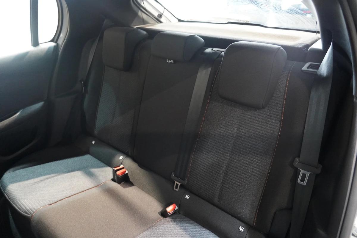 peugeot-208-2026-gasolina-1199cc