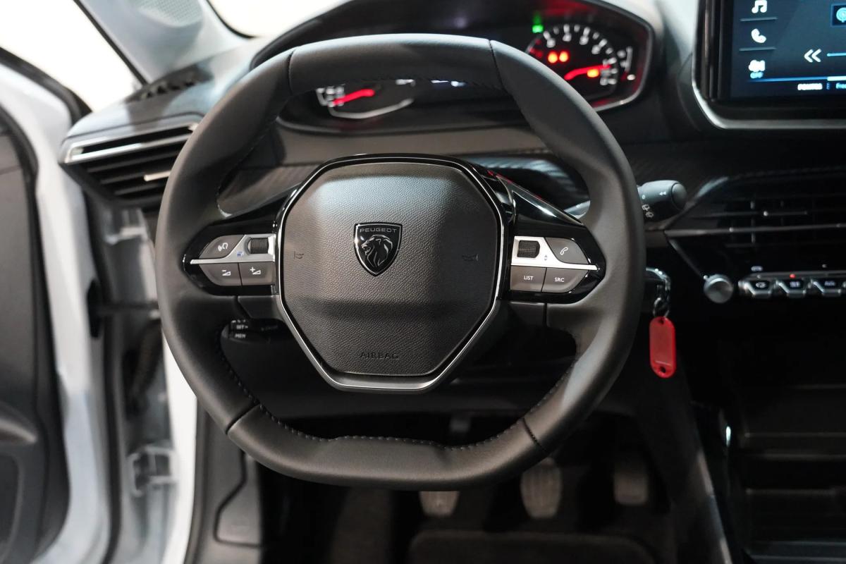 peugeot-208-2026-gasolina-1199cc