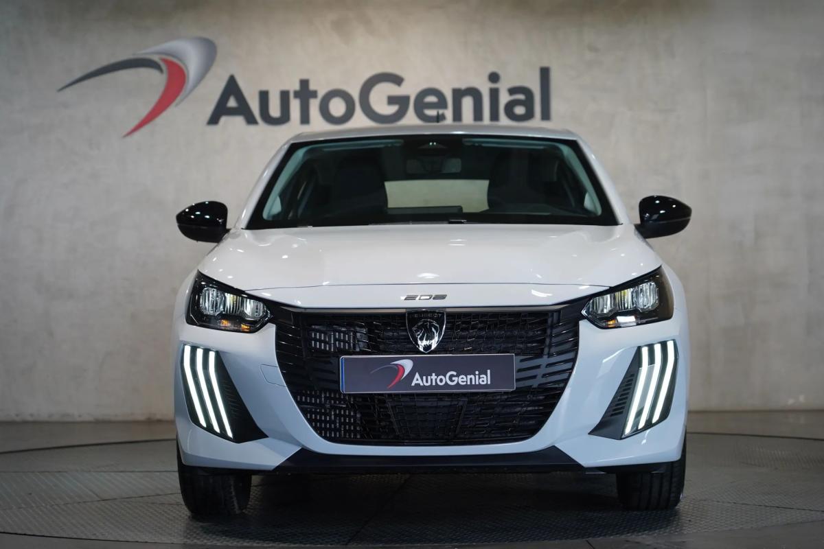 peugeot-208-2025-hibrido-a-gasolina-1199cc