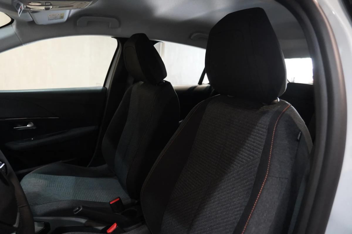 peugeot-208-2025-hibrido-a-gasolina-1199cc