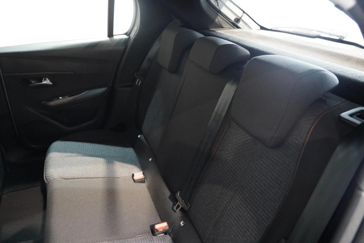 peugeot-208-2025-hibrido-a-gasolina-1199cc