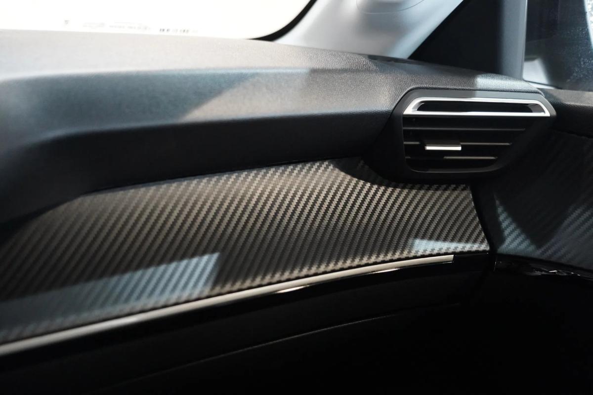 peugeot-208-2025-hibrido-a-gasolina-1199cc