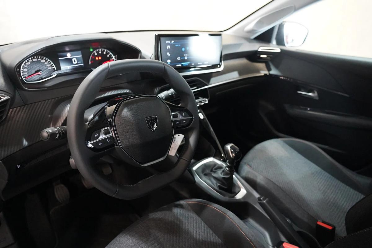 peugeot-208-2026-gasolina-1199cc