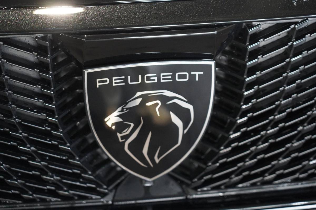 peugeot-3008-2025-hibrido-a-gasolina-1199cc