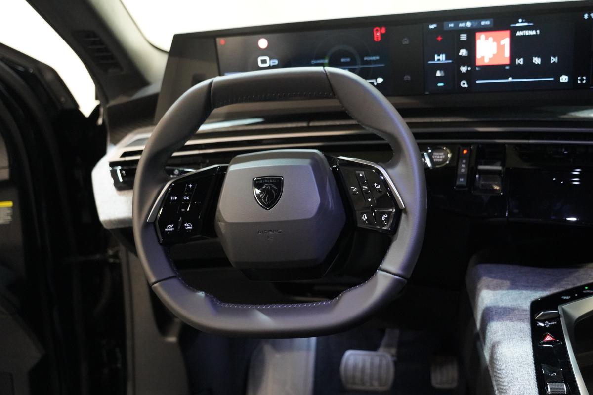 peugeot-3008-2025-hibrido-a-gasolina-1199cc