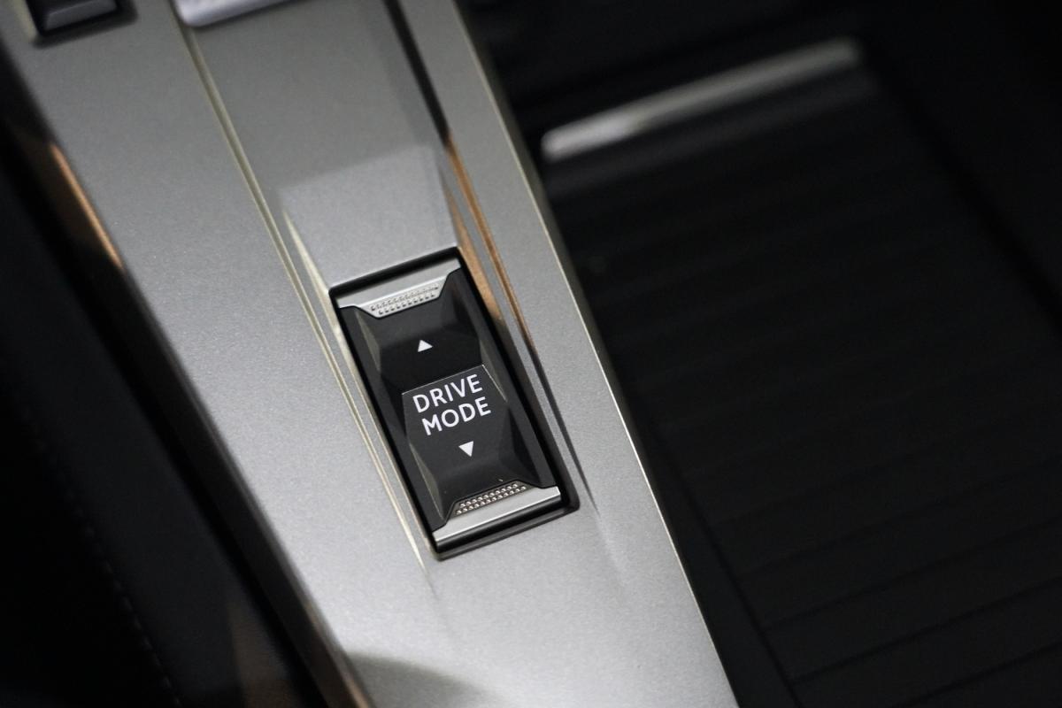 peugeot-e-308-2024-eletrico-0cc
