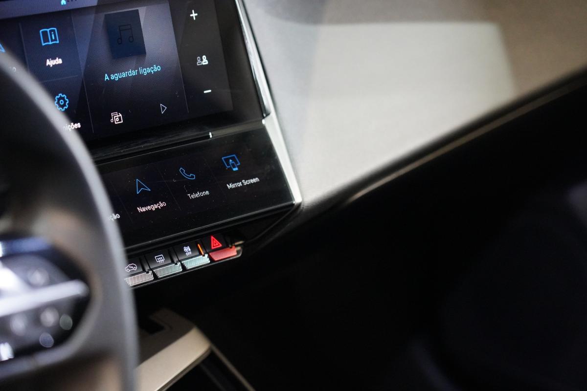 peugeot-e-308-2024-eletrico-0cc