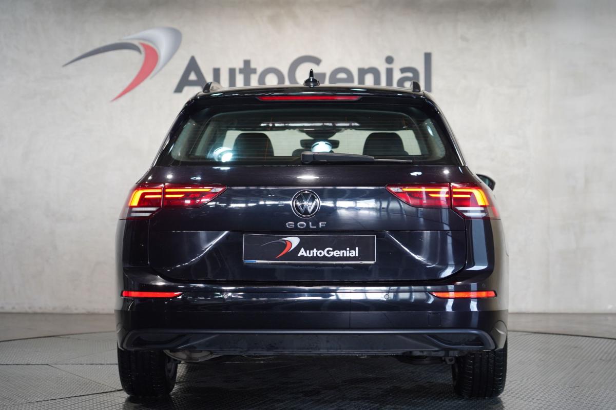 volkswagen-golf-variant-2022-diesel-1968cc