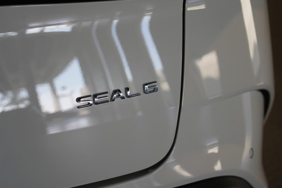 byd-seal-6-2026-hibrido-a-gasolina-1498cc