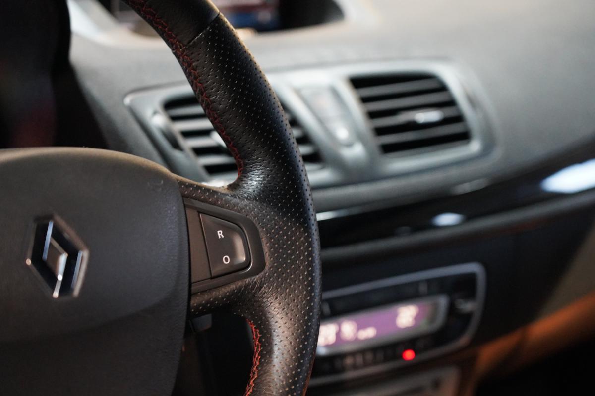 renault-megane-coupe-2015-diesel-1461cc